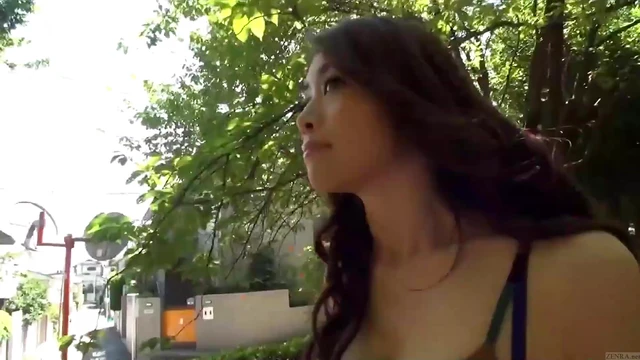 Sexy Maki Hojo on Reverse Nanpa Mission Seeking Mature Women's Lustful Pleasure