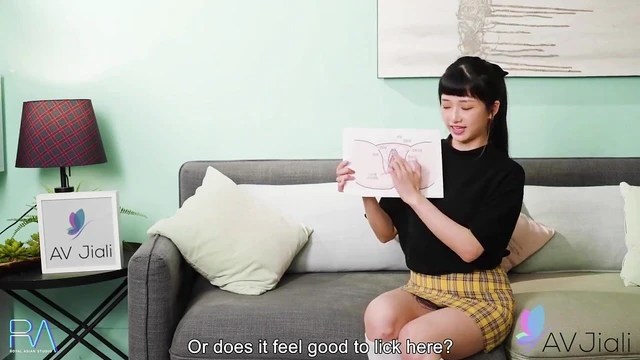 Taiwan Angel Miss Han Yan Gets Interviewed But Ends Up Naked And Sucking Cock