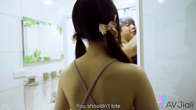 Shy Chinese Yuli Gets Fucked For The First Time Ever