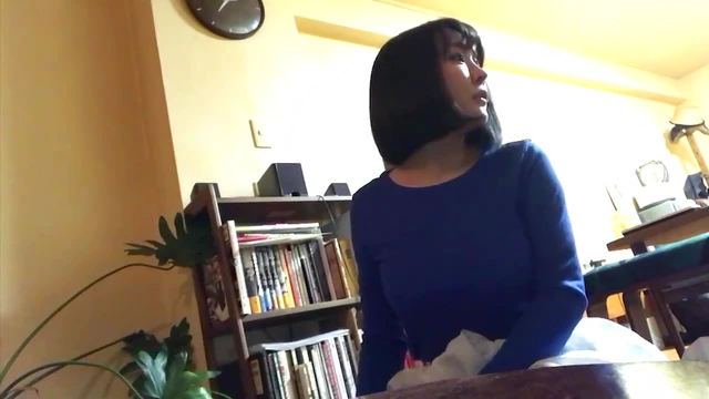 Deceived Married Woman Takes Swimsuit Photo & Gets Threesome Surprise Action