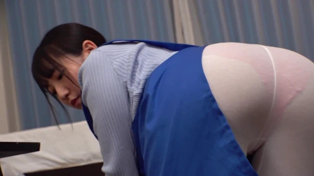 Beautiful Housekeeper's Big Ass Takes Immediate Creampie Piston Fuck!