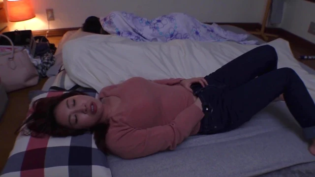 Forbidden Kiss Gone Wrong: Mistakenly Giving Brother Deep Throat Sex Thrill