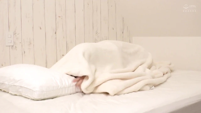 Swept Up By Her Genius Looks & Sexy Gestures: A Mesmerizing Seduction Experience