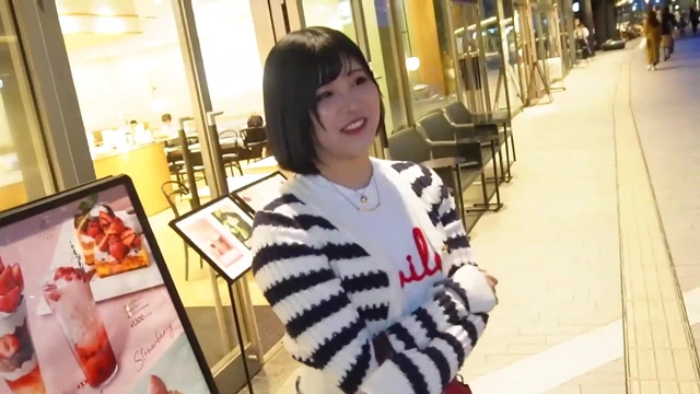 Sexy Cafe Waitress Gives Epic Blowjob; Peach Ass Takes Hardcore Backdoor Action!