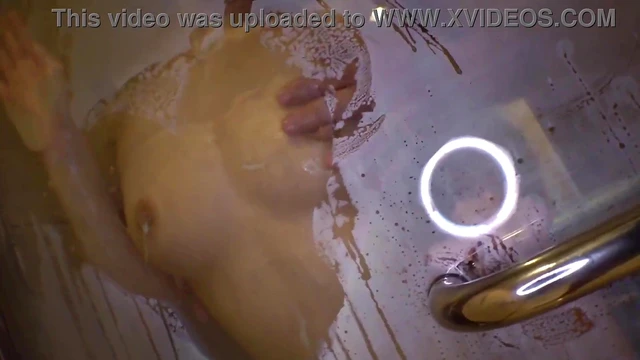 Beautiful Cosplayer Gives Hot Blowjob Then Squirts Hard During Bath Sex Scene