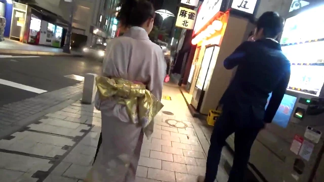 Seductive Restaurant Owner Exposes Ripe H-Cup Breasts Under Her Kimono