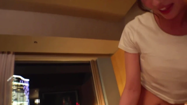 Cute Small-Breasted Girl Enjoys Condom-Free Sex & Night View Orgasms At Hotel Room Creampie