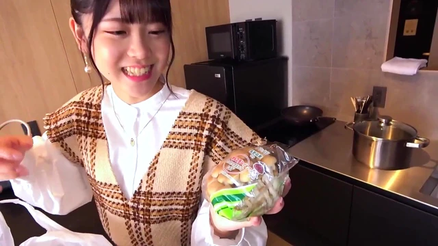 Adorable Akari's Perfect Body Delights You In Riding & Normal Positions Obediently