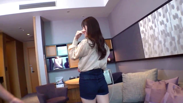 Lewd Body Overflowing With Love Juices, Irresistible Perverted Sucking & Licking Action