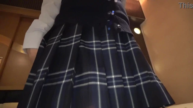 Class Beauty Craves Old Man's Cash, Ignites Forbidden Passion Behind Closed Doors