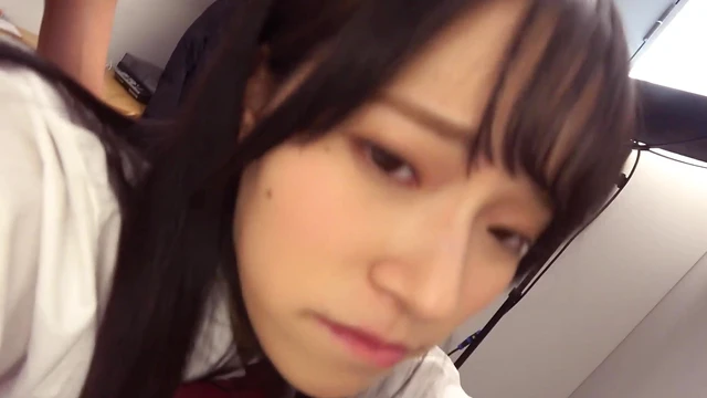 Horny Student Meets Tutor For Sneaky Fuck Despite Having A Boyfriend????