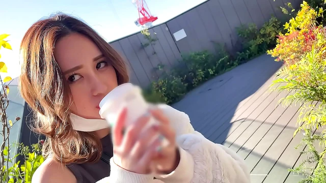 Bareback Virgin Gets Her First Pov Creampie From Hot Gal With Secret Moe Gap