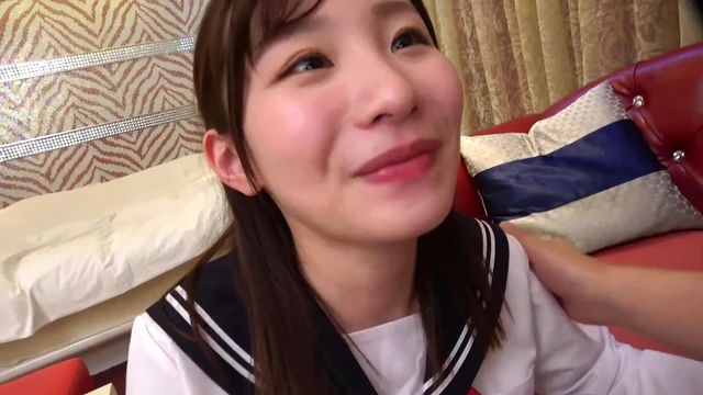 Band Girl's Passionate Blowjob Leads To Unexpected Cunt Climax With Dark-Haired Guy