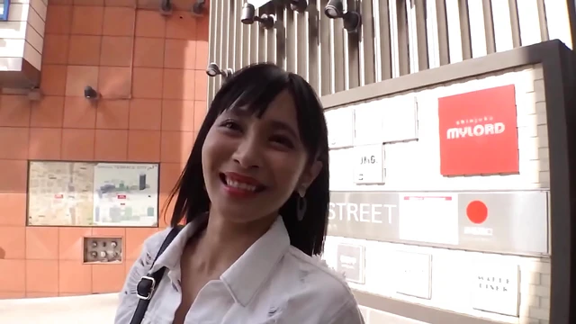 Beautiful Woman Goes Wild Squirt Gushes Liquefied Passion Soaked Bed Orgasmic Delight