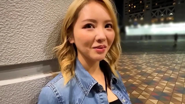 Tattooed Gal With Big Boobs Gets Fucked & Climaxes Hard During Threesome