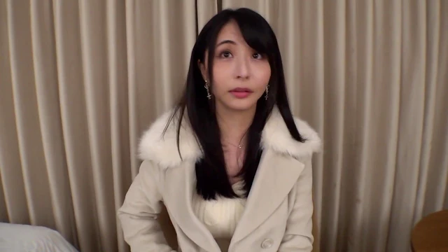 Seductive Psychopath Clerk Turns Wild Beast For Perverted Pleasure Adventure