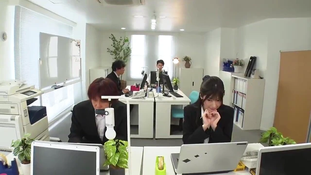 Kaede Takes Risks, Forbidden Pleasures With Her Teacher After Class Ends