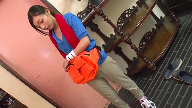 Bandit Stops Time for Forbidden Sex During Late-Night Food Delivery