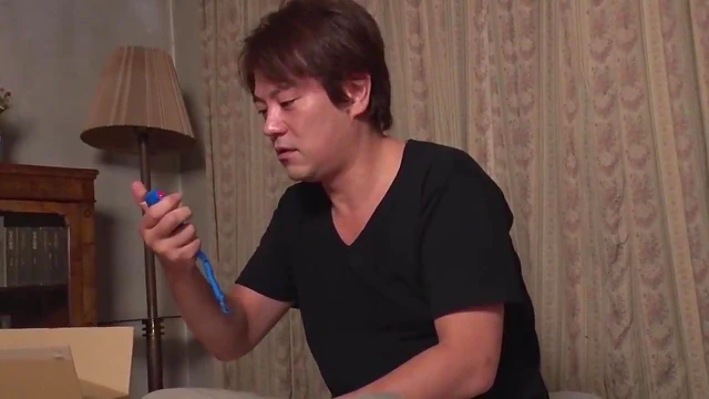 Bandit Stops Time for Forbidden Sex During Late-Night Food Delivery