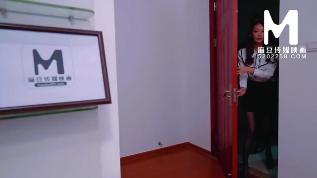 Sensual Aphrodite Miss Unleashes Passionate Explicit Action On Screen