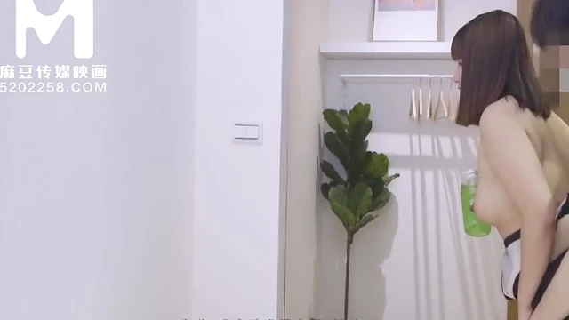 Asian Temptress Gets Her Face Covered in Thick Cumshot Delightfully