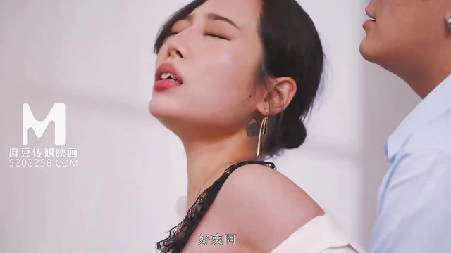 Alluring Asian Goddess in Silk Stockings Tempts with Seductive Smut Play