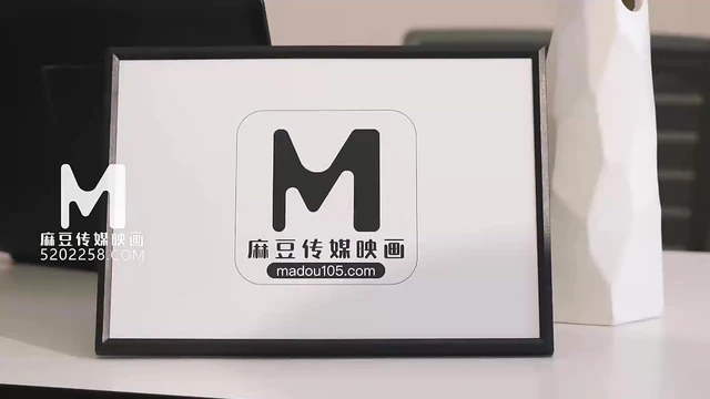 Alluring Asian Goddess in Silk Stockings Tempts with Seductive Smut Play