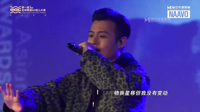 Sultry Asian Missy Gives Blowjob, Spreading Her Legs Wide Open