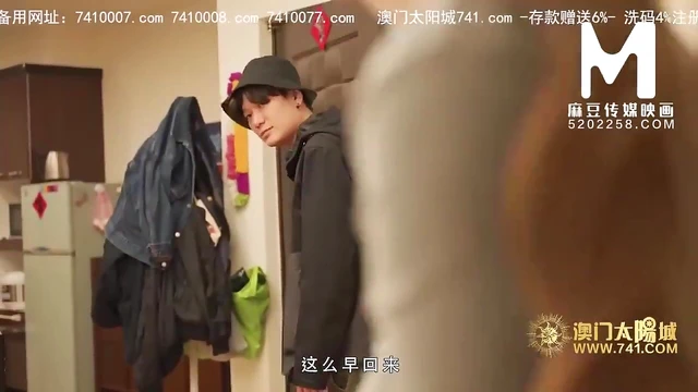 Hot Celebrity Sweetheart Invites You In For A Steamy Night Together