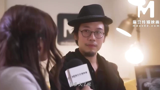 Li Rong Rong Seduces With Long Hair in Sultry Blowjob Encounter