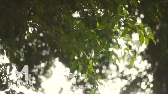 Seductive Pornstar Delivers Mind-Bending Blowjob Skills