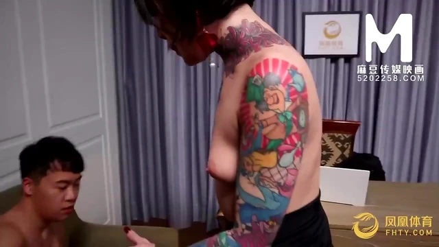 Sexy Slag Stars in Explicit Chinese Porn Scene from AsiaM Films