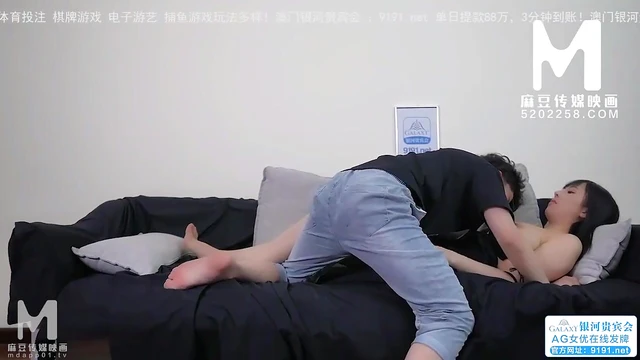 Tireless Asian Lady Provides Unstoppable Oral Delight and Wild Fuck Fest