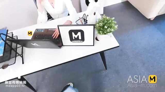 Asian Nurse Flirts Before Hot Oral Sex & Passionate Bedtime Fun