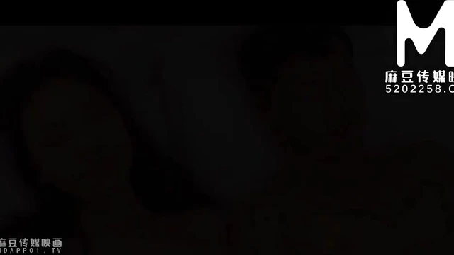 Cute Japanese Wooing Seduces XXX Lovers for Hot Fuck Sessions Online