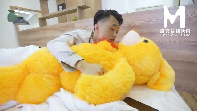 Desirable Sweetheart Satisfies Her Cravings in Hot XXX Action Video