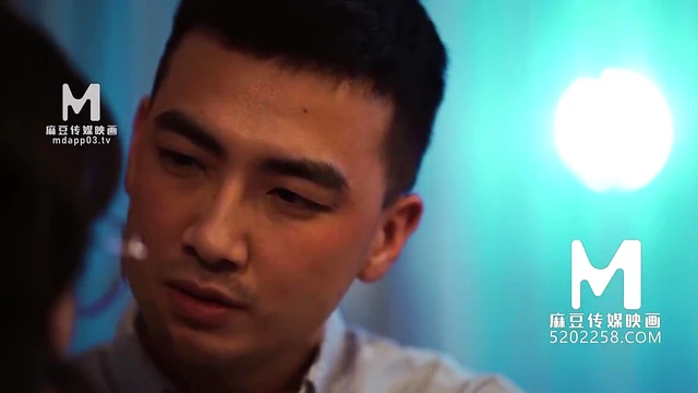 Glamour Siren Seduces in Sultry JAV Video Scene