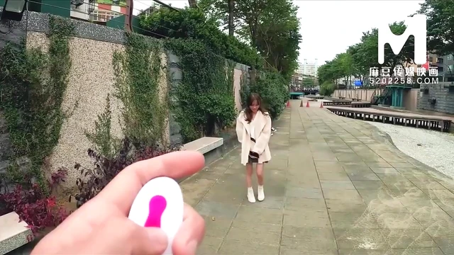 Natural Fancy Woman Seduces In A Mesmerizing JAV Scene For Pleasure