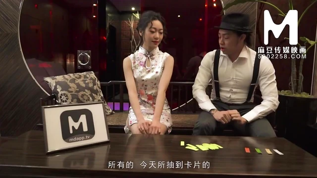 Sizzling Reality Show Wooing Gets Steamy Behind Closed Doors Action