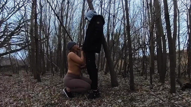 Topless Outdoor Blowjob in the Cold