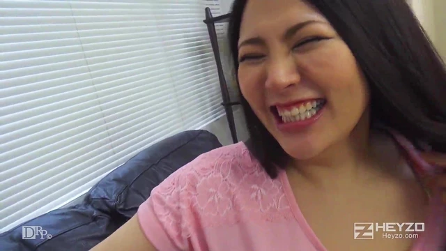 Beautiful Mature Shizuka Seducing With Her Stunning Body Skills