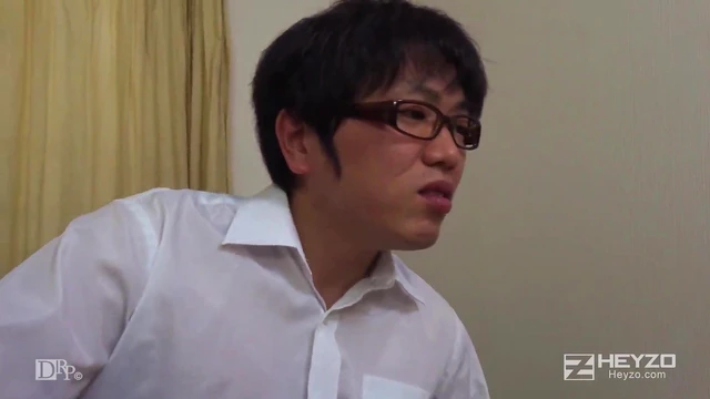 Desirable StepMom Tempts Me Irresistibly - Maki Takei Seduction Scene