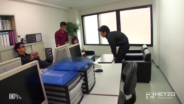 Debt Woman Hikari Kazami Sucks Dick Eagerly Awaiting Repayment Come