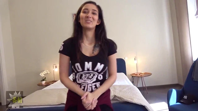 Slim Teen Darcia Shows Off Fluffy Big Tits and Gets Raw Fucked Hard Live