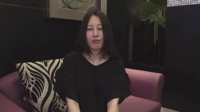 Married Woman Frustrated During Malaise Seduces and Begs for Passionate Fuck Sessions