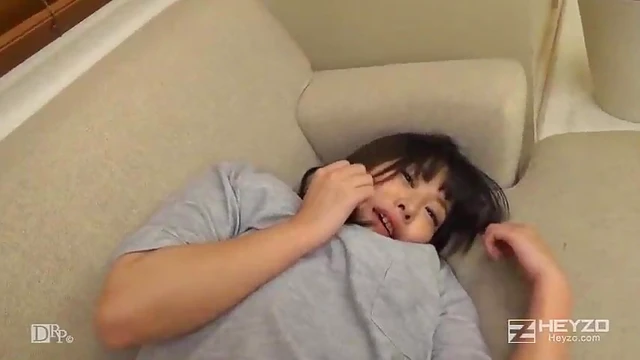 Sexy Busty Girl Hina Kuraki Tempts With Her Curves and Heat