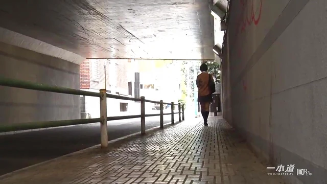 Mari Haneda Gives Reflexology Massage Before Hot Anal Sex Scene