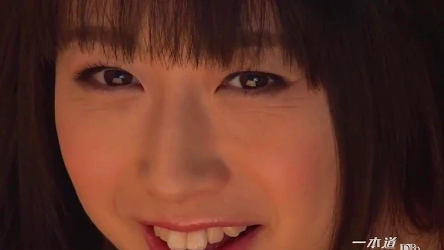 Beautiful Tomomi Motozawa Seduces With Her Stunning Black Hair and White Skin