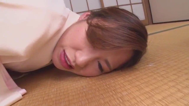 Kanna Kitayama's Seductive Spa Encounter Leads to Steamy Sex