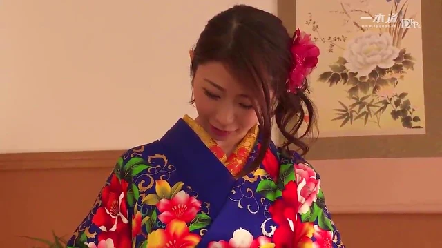 Ayumi Shinoda's Hot Mature Action: Sexy Temptation Unleashed Tonight